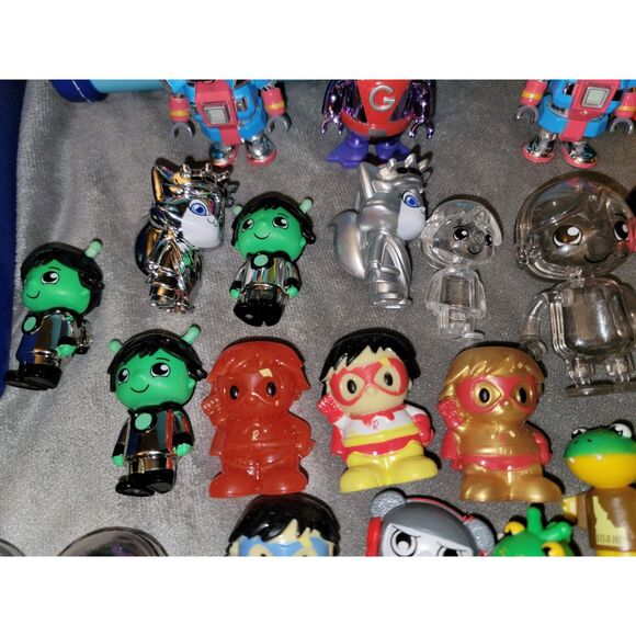 RYAN'S World HUGH LOT (179 pieces) 2 Cases Road TRIP RARE Large Mini Assorted - Picture 12 of 14